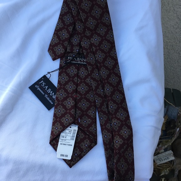 JoS.A.BANK Men’s signature Collection Tie. - Picture 2 of 7